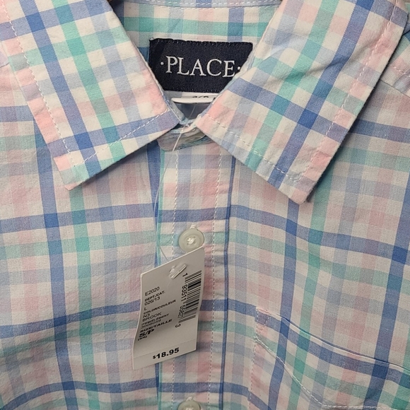 Two📌 Children's Place  short sleeve button down - Picture 4 of 5